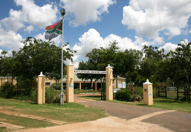 https://mdw-travel-data-us-east-1.s3.amazonaws.com/img/country/South-Africa/Dundee-Battlefield-Site/img_01.jpg