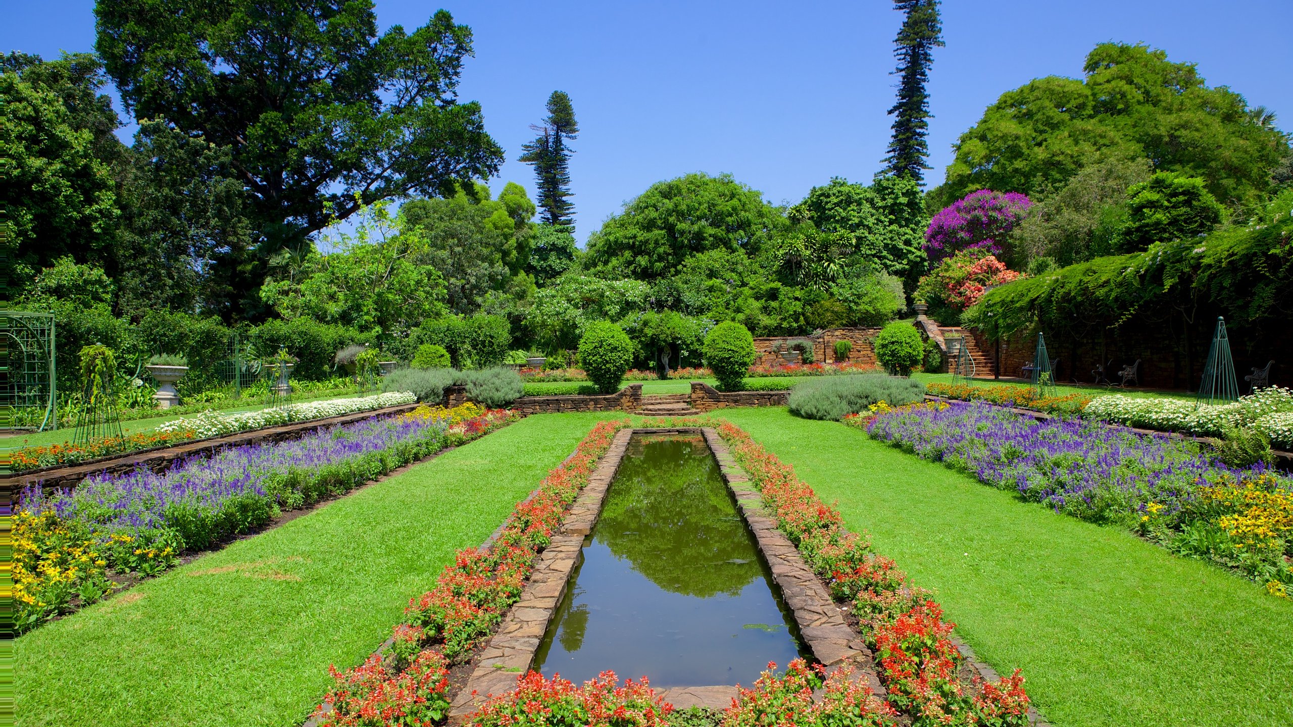 https://mdw-travel-data-us-east-1.s3.amazonaws.com/img/country/South-Africa/Durban-Botanic-Gardens/img_00.jpg