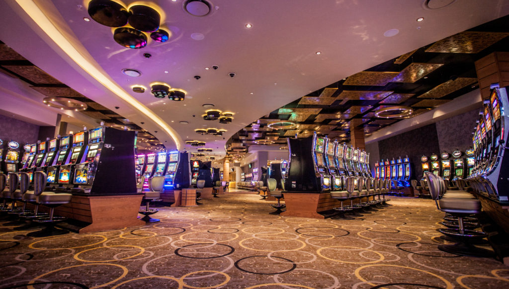 https://mdw-travel-data-us-east-1.s3.amazonaws.com/img/country/South-Africa/Emnotweni-Casino/img_02.jpg