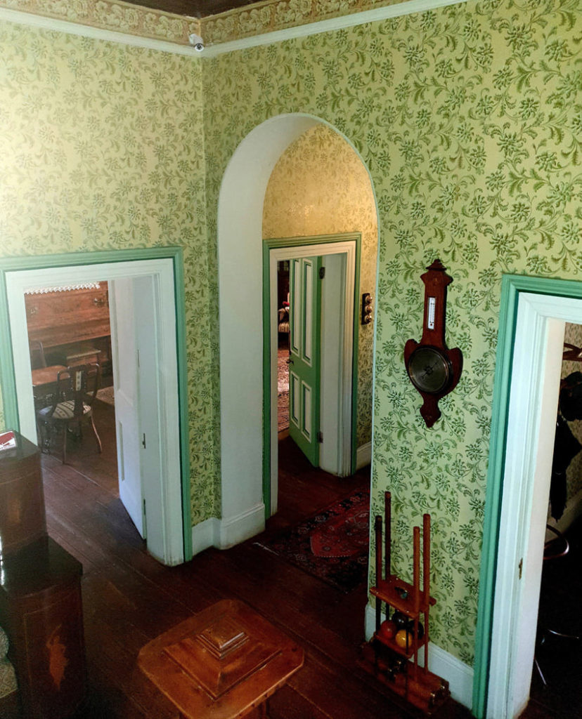 https://mdw-travel-data-us-east-1.s3.amazonaws.com/img/country/South-Africa/Freshford-House-Museum/img_01.jpg