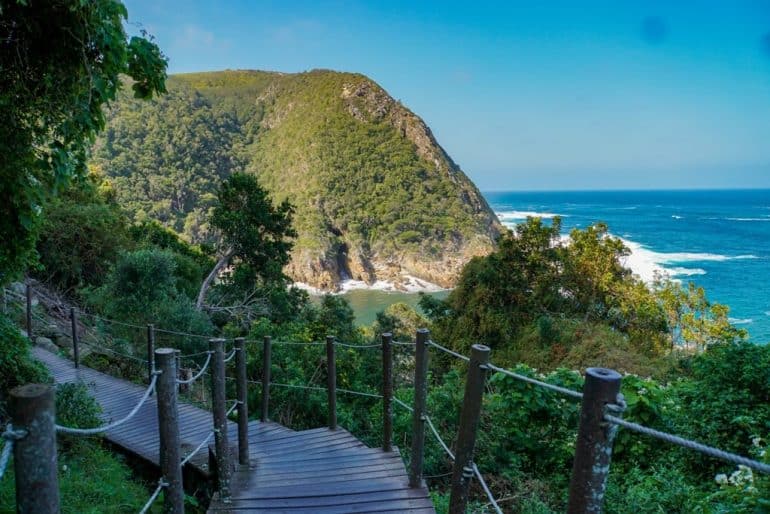 https://mdw-travel-data-us-east-1.s3.amazonaws.com/img/country/South-Africa/Garden-Route-National-Park/img_03.jpg