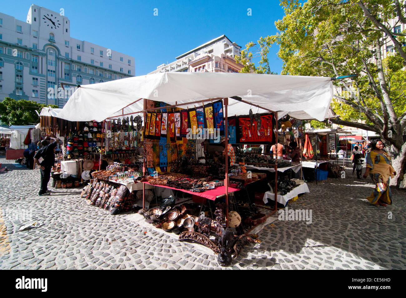 https://mdw-travel-data-us-east-1.s3.amazonaws.com/img/country/South-Africa/Greenmarket-Square/img_03.jpg