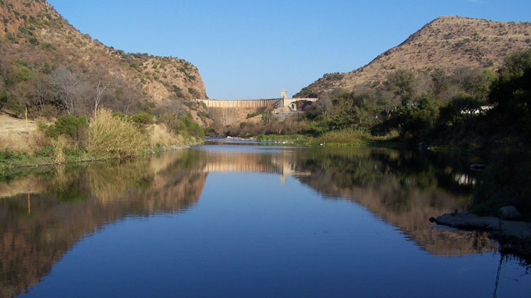 https://mdw-travel-data-us-east-1.s3.amazonaws.com/img/country/South-Africa/Hartbeespoort-Dam/img_01.jpg