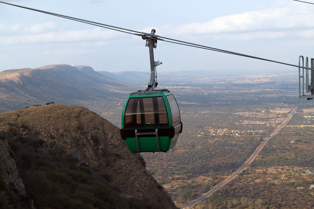 https://mdw-travel-data-us-east-1.s3.amazonaws.com/img/country/South-Africa/Harties-Cableway/img_05.jpg