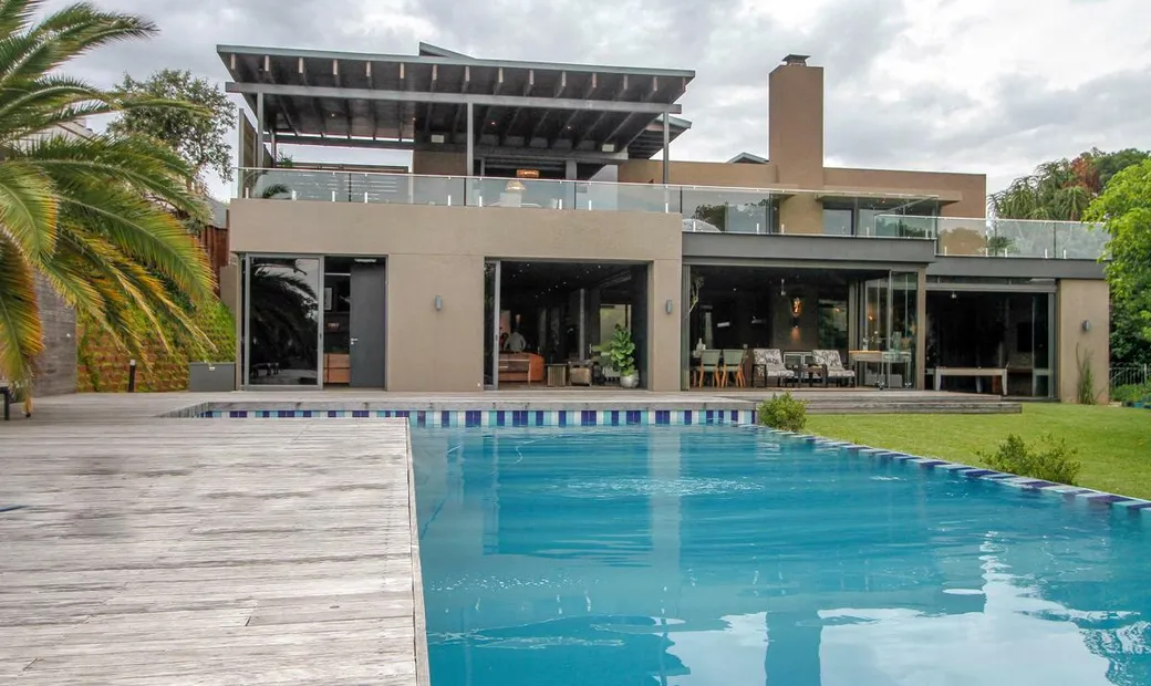 https://mdw-travel-data-us-east-1.s3.amazonaws.com/img/country/South-Africa/Hawaan-Forest/img_03.jpg