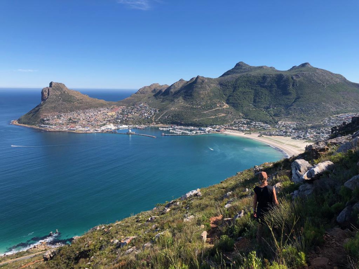 https://mdw-travel-data-us-east-1.s3.amazonaws.com/img/country/South-Africa/Hout-Bay-Beach-Horse-Riding/img_03.jpg