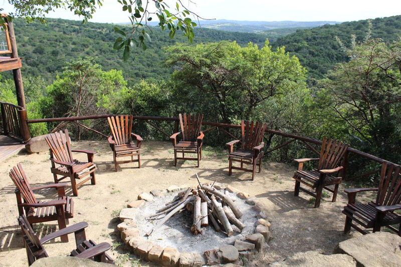 https://mdw-travel-data-us-east-1.s3.amazonaws.com/img/country/South-Africa/Inkwenkwezi-Private-Game-Reserve/img_01.jpg