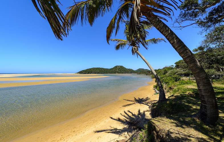 https://mdw-travel-data-us-east-1.s3.amazonaws.com/img/country/South-Africa/Kosi-Bay/img_01.jpg