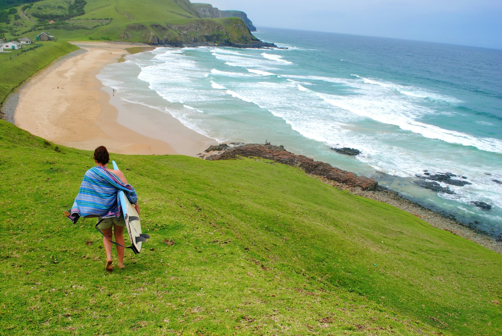 https://mdw-travel-data-us-east-1.s3.amazonaws.com/img/country/South-Africa/Lubanzi-Beach/img_02.jpg