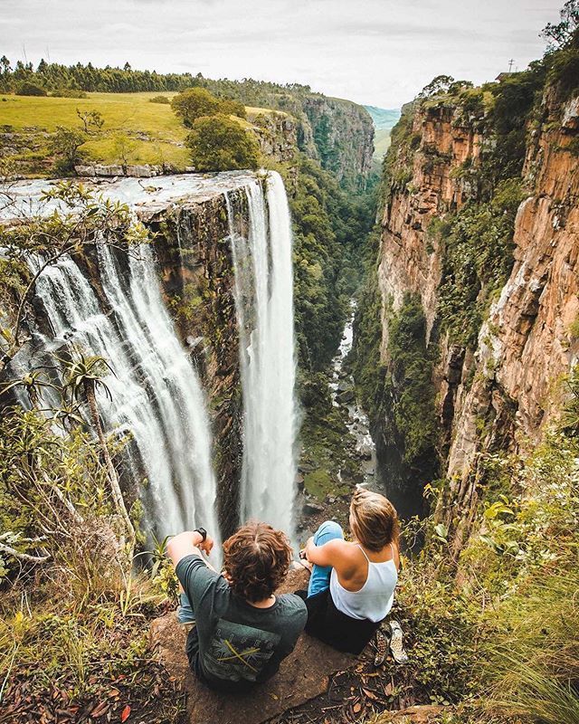 https://mdw-travel-data-us-east-1.s3.amazonaws.com/img/country/South-Africa/Magwa-Falls/img_02.jpg