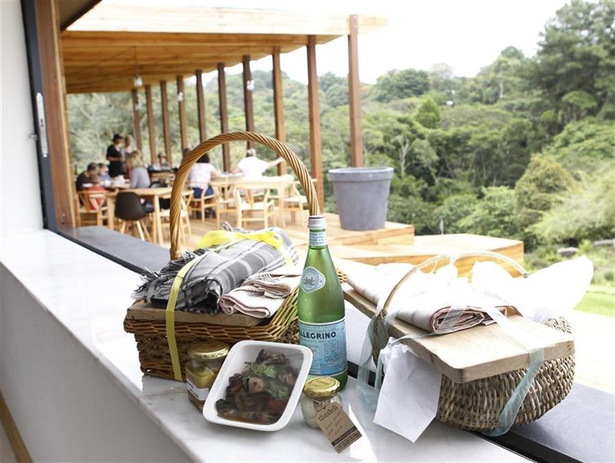 https://mdw-travel-data-us-east-1.s3.amazonaws.com/img/country/South-Africa/Makaranga-Garden-Lodge/img_03.jpg