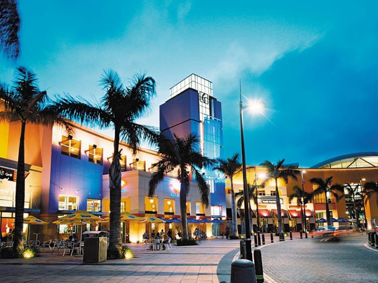 https://mdw-travel-data-us-east-1.s3.amazonaws.com/img/country/South-Africa/Mall-of-the-North/img_01.jpg