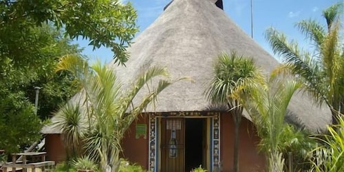 https://mdw-travel-data-us-east-1.s3.amazonaws.com/img/country/South-Africa/Moletjie-Nature-Reserve/img_01.jpg