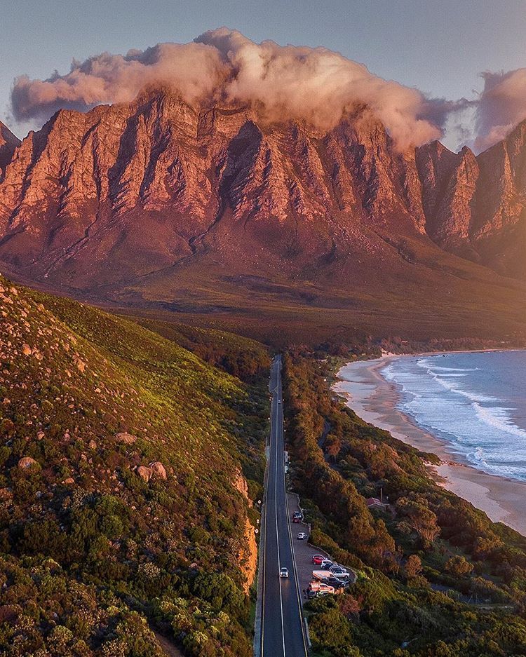 https://mdw-travel-data-us-east-1.s3.amazonaws.com/img/country/South-Africa/Moletjie-Nature-Reserve/img_03.jpg