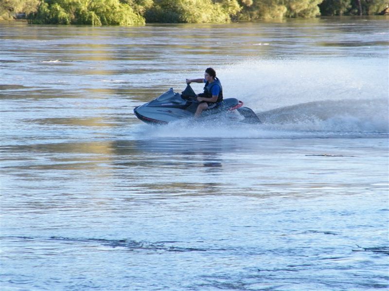 https://mdw-travel-data-us-east-1.s3.amazonaws.com/img/country/South-Africa/Moon-River-Guest-House/img_01.jpg