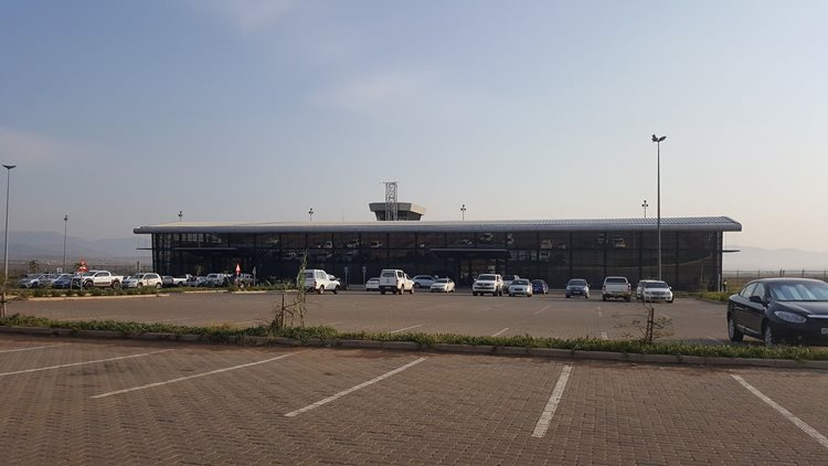 https://mdw-travel-data-us-east-1.s3.amazonaws.com/img/country/South-Africa/Mthatha-Airport/img_01.jpg