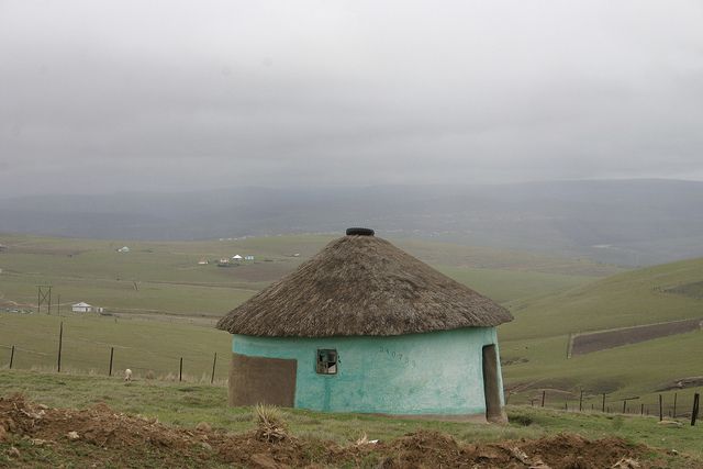 https://mdw-travel-data-us-east-1.s3.amazonaws.com/img/country/South-Africa/Mvezo-Village/img_00.jpg