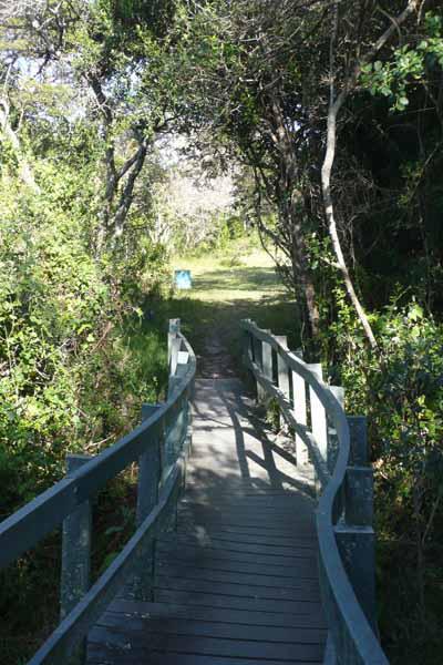 https://mdw-travel-data-us-east-1.s3.amazonaws.com/img/country/South-Africa/Nahoon-Estuary-Nature-Reserve/img_03.jpg