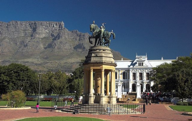 https://mdw-travel-data-us-east-1.s3.amazonaws.com/img/country/South-Africa/National-Museum/img_01.jpg