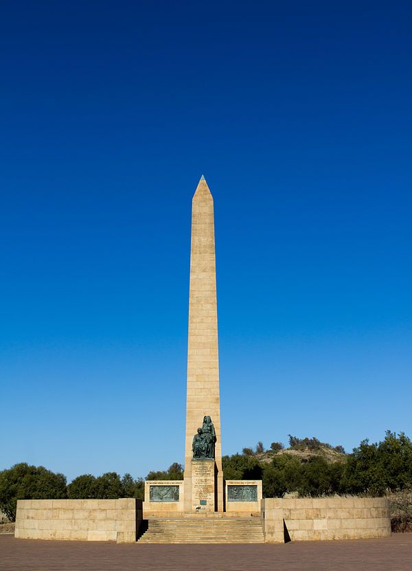 https://mdw-travel-data-us-east-1.s3.amazonaws.com/img/country/South-Africa/National-Womens-Monument/img_02.jpg