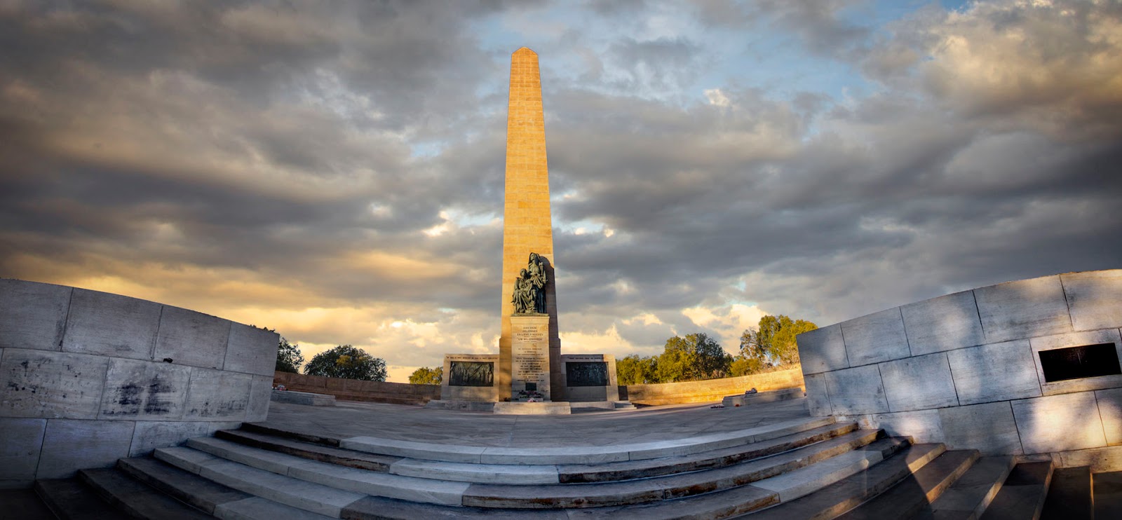 https://mdw-travel-data-us-east-1.s3.amazonaws.com/img/country/South-Africa/National-Womens-Monument/img_03.jpg