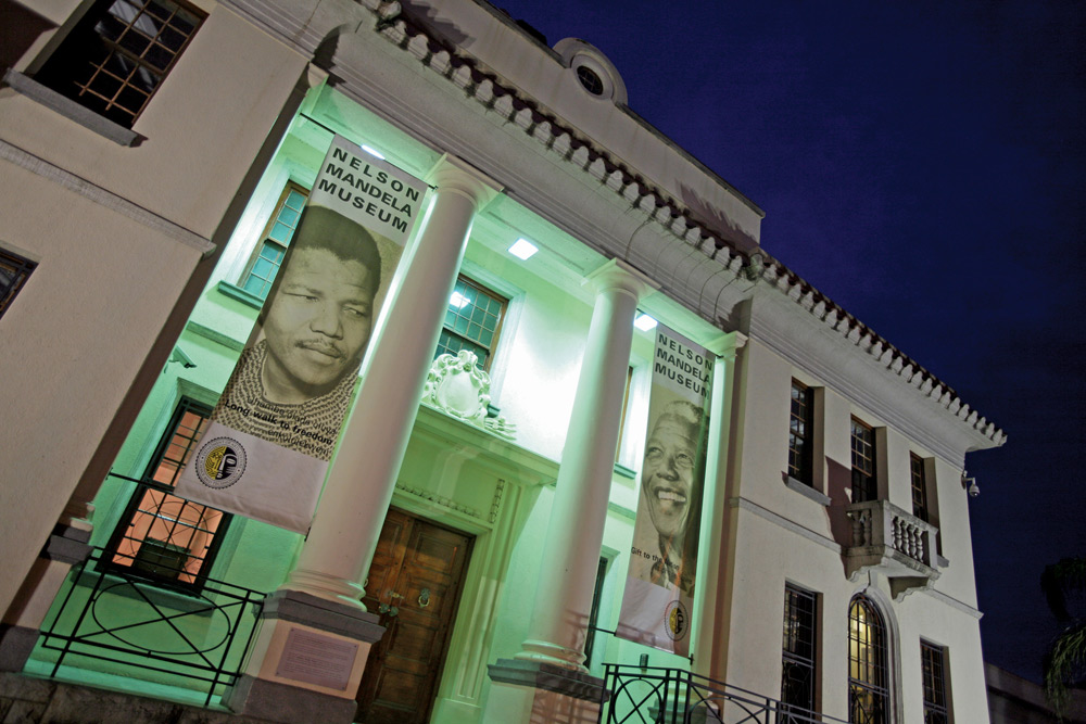 https://mdw-travel-data-us-east-1.s3.amazonaws.com/img/country/South-Africa/Nelson-Mandela-Museum/img_02.jpg