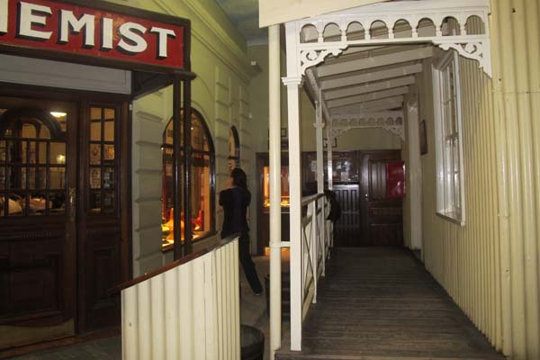 https://mdw-travel-data-us-east-1.s3.amazonaws.com/img/country/South-Africa/Old-Court-House-Museum/img_03.jpg