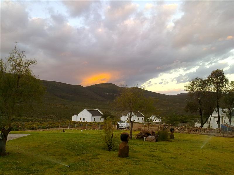 https://mdw-travel-data-us-east-1.s3.amazonaws.com/img/country/South-Africa/Oumanke-Game-Lodge/img_03.jpg