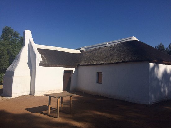 https://mdw-travel-data-us-east-1.s3.amazonaws.com/img/country/South-Africa/Pioneer-Museum/img_03.jpg