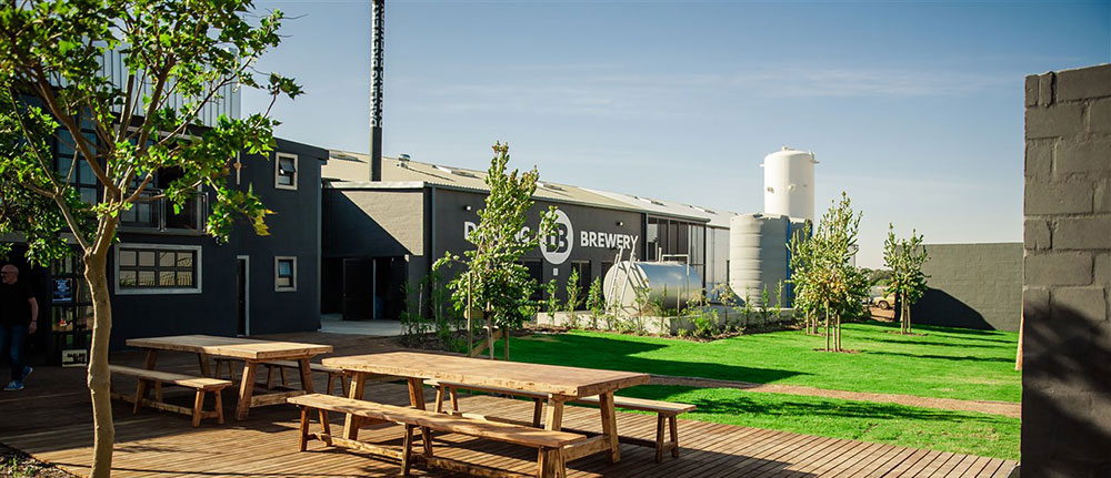 https://mdw-travel-data-us-east-1.s3.amazonaws.com/img/country/South-Africa/Rex-Union-Brewery/img_03.jpg