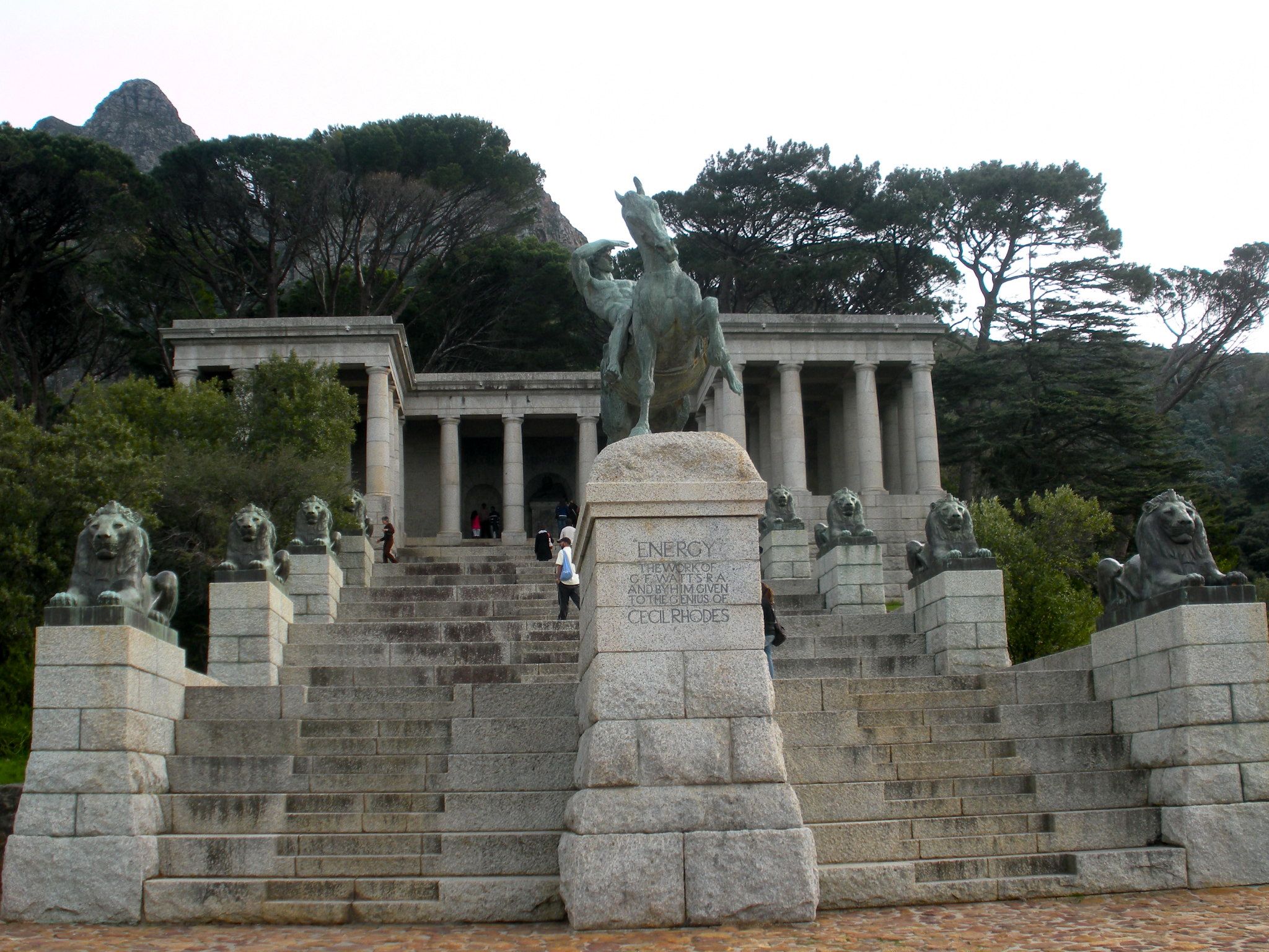 https://mdw-travel-data-us-east-1.s3.amazonaws.com/img/country/South-Africa/Rhodes-Memorial/img_02.jpg