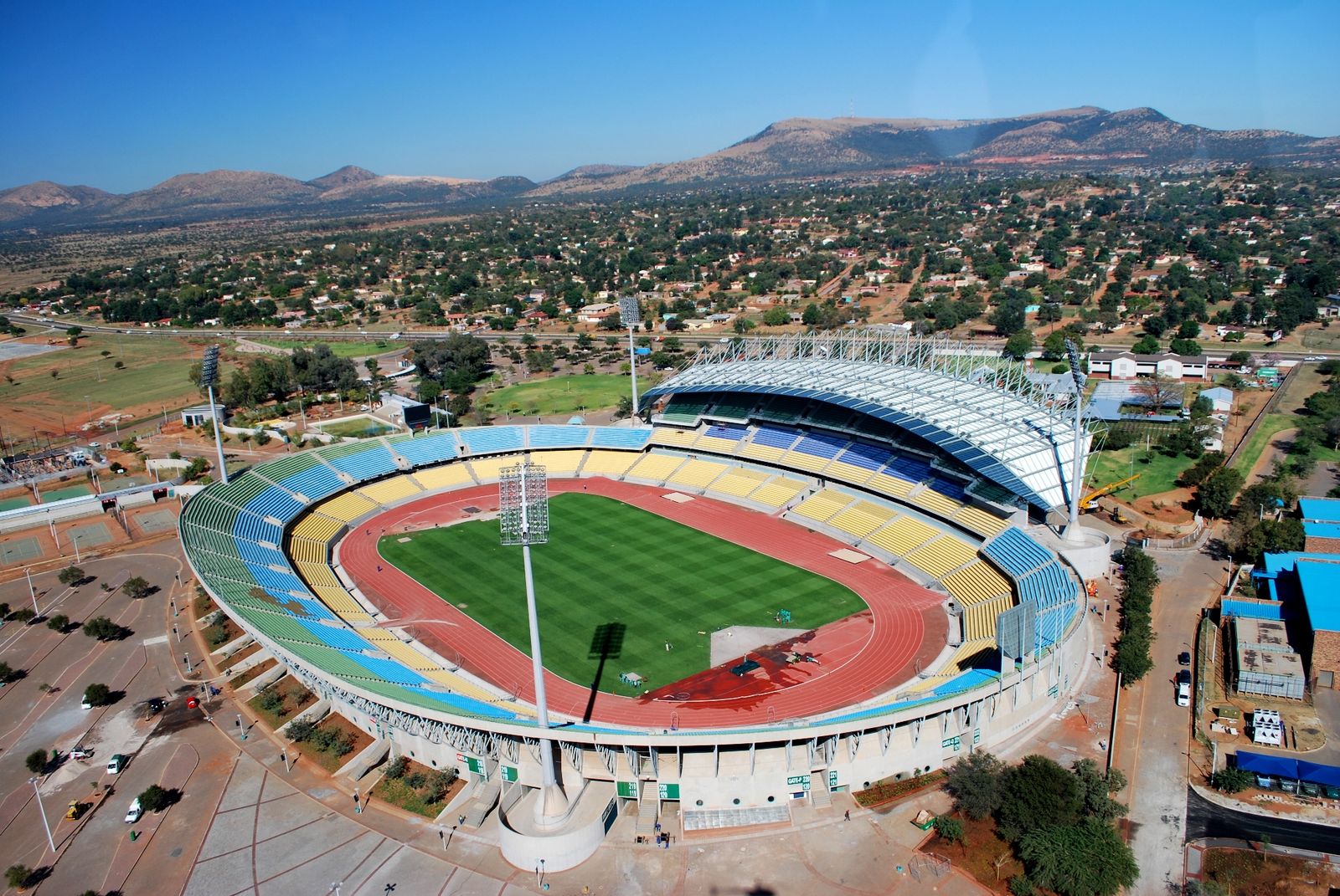 https://mdw-travel-data-us-east-1.s3.amazonaws.com/img/country/South-Africa/Royal-Bafokeng-Stadium/img_00.jpg