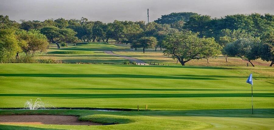 https://mdw-travel-data-us-east-1.s3.amazonaws.com/img/country/South-Africa/Rustenburg-Golf-Club/img_02.jpg