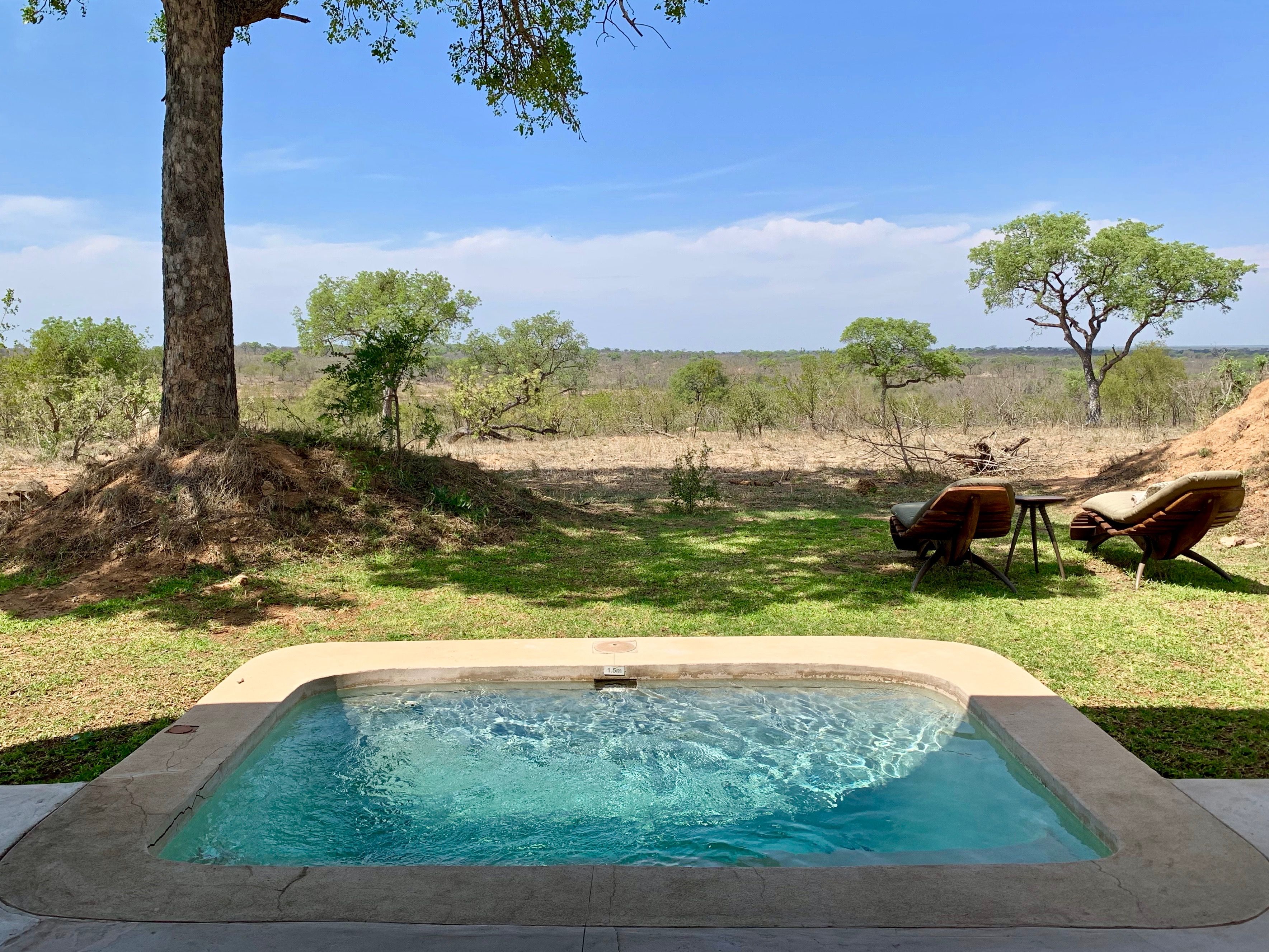 https://mdw-travel-data-us-east-1.s3.amazonaws.com/img/country/South-Africa/Sabi-Sabi-Private-Game-Reserve/img_00.jpg