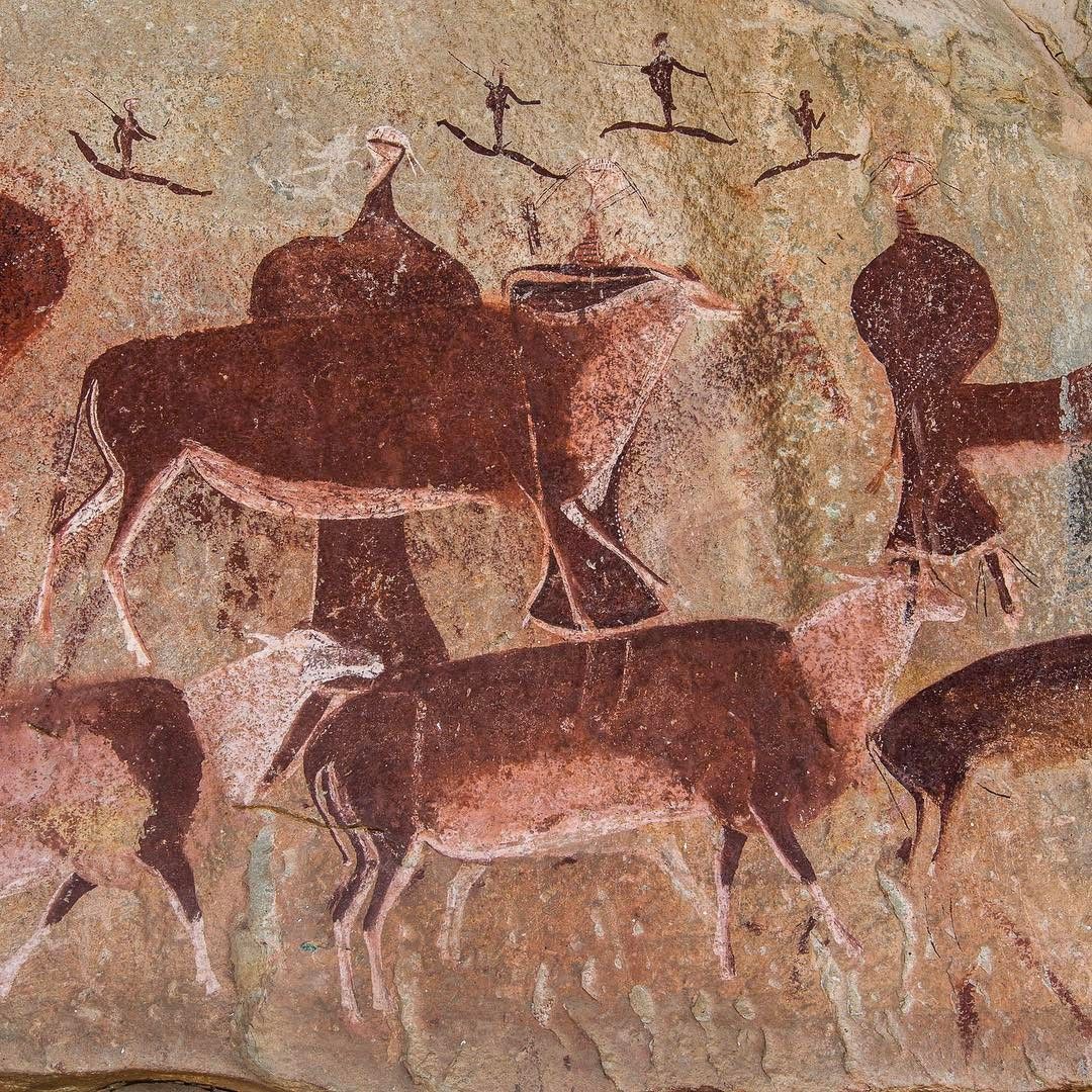 https://mdw-travel-data-us-east-1.s3.amazonaws.com/img/country/South-Africa/San-Rock-Art-Tours/img_02.jpg