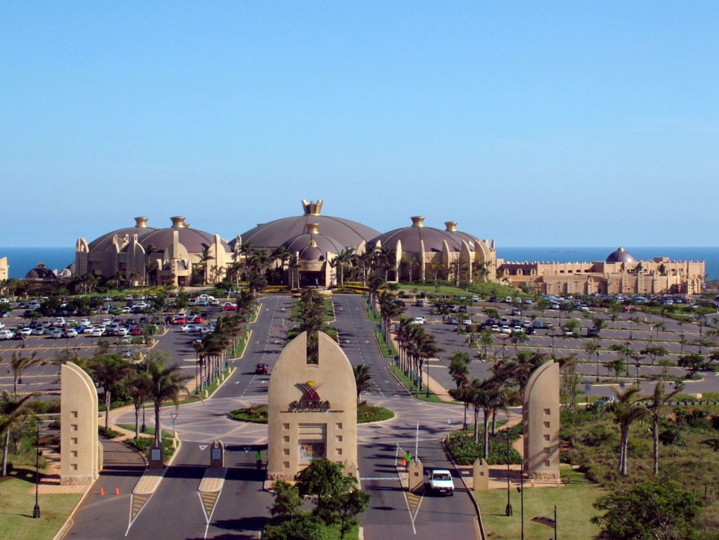 https://mdw-travel-data-us-east-1.s3.amazonaws.com/img/country/South-Africa/Sibaya-Casino-and-Entertainment-Kingdom/img_02.jpg