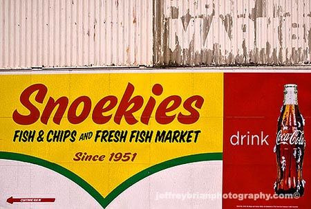 https://mdw-travel-data-us-east-1.s3.amazonaws.com/img/country/South-Africa/Snoekies-Fish-and-Chips/img_03.jpg