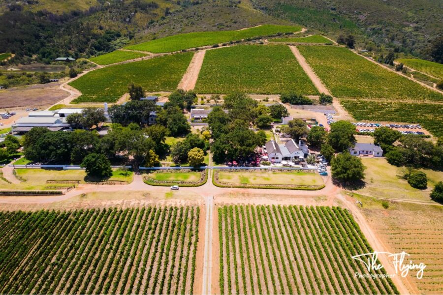 https://mdw-travel-data-us-east-1.s3.amazonaws.com/img/country/South-Africa/Spice-Route-Destination/img_00.jpg