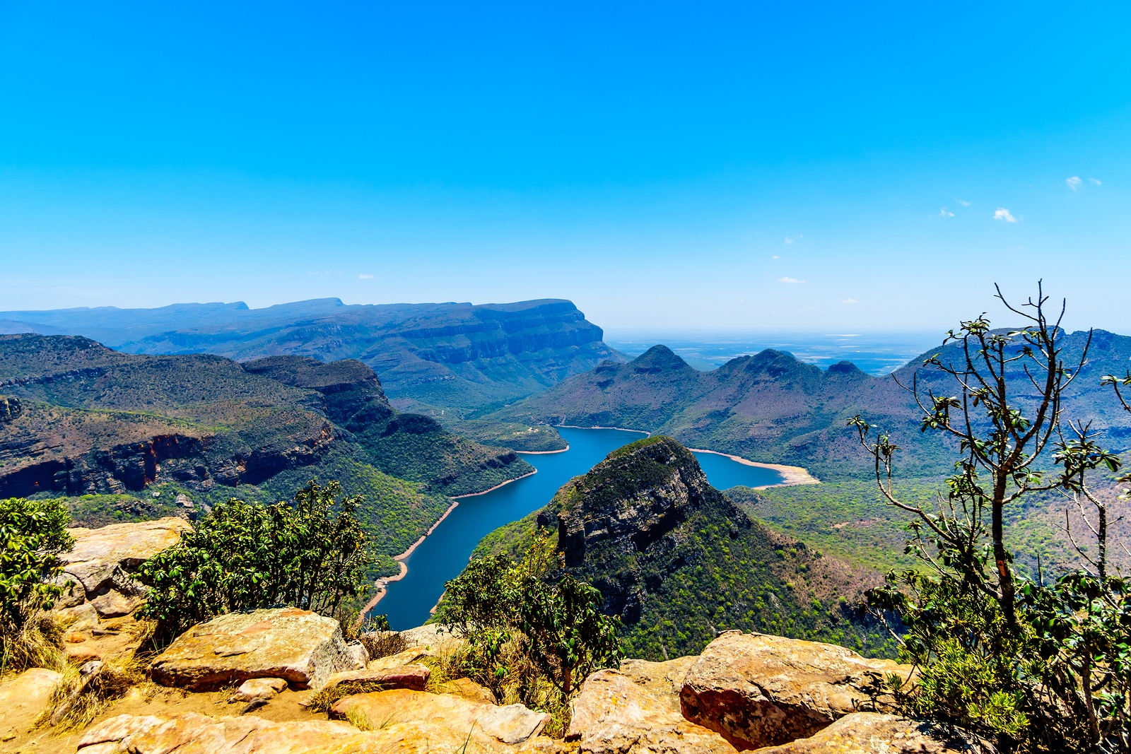 https://mdw-travel-data-us-east-1.s3.amazonaws.com/img/country/South-Africa/Steenkampsberg-Nature-Reserve/img_01.jpg
