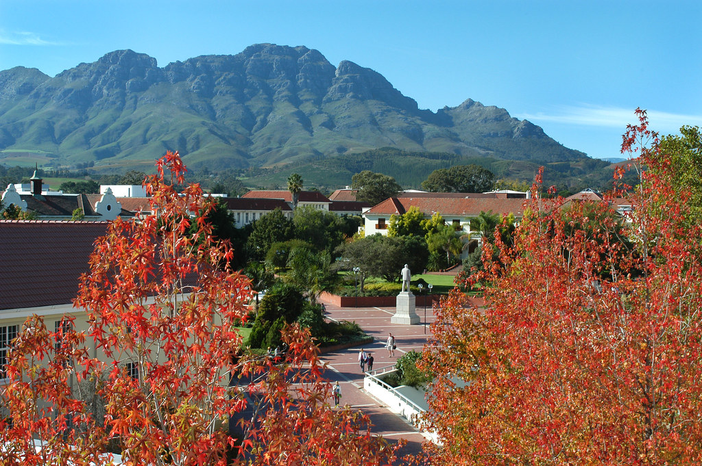 https://mdw-travel-data-us-east-1.s3.amazonaws.com/img/country/South-Africa/Stellenbosch-University/img_01.jpg