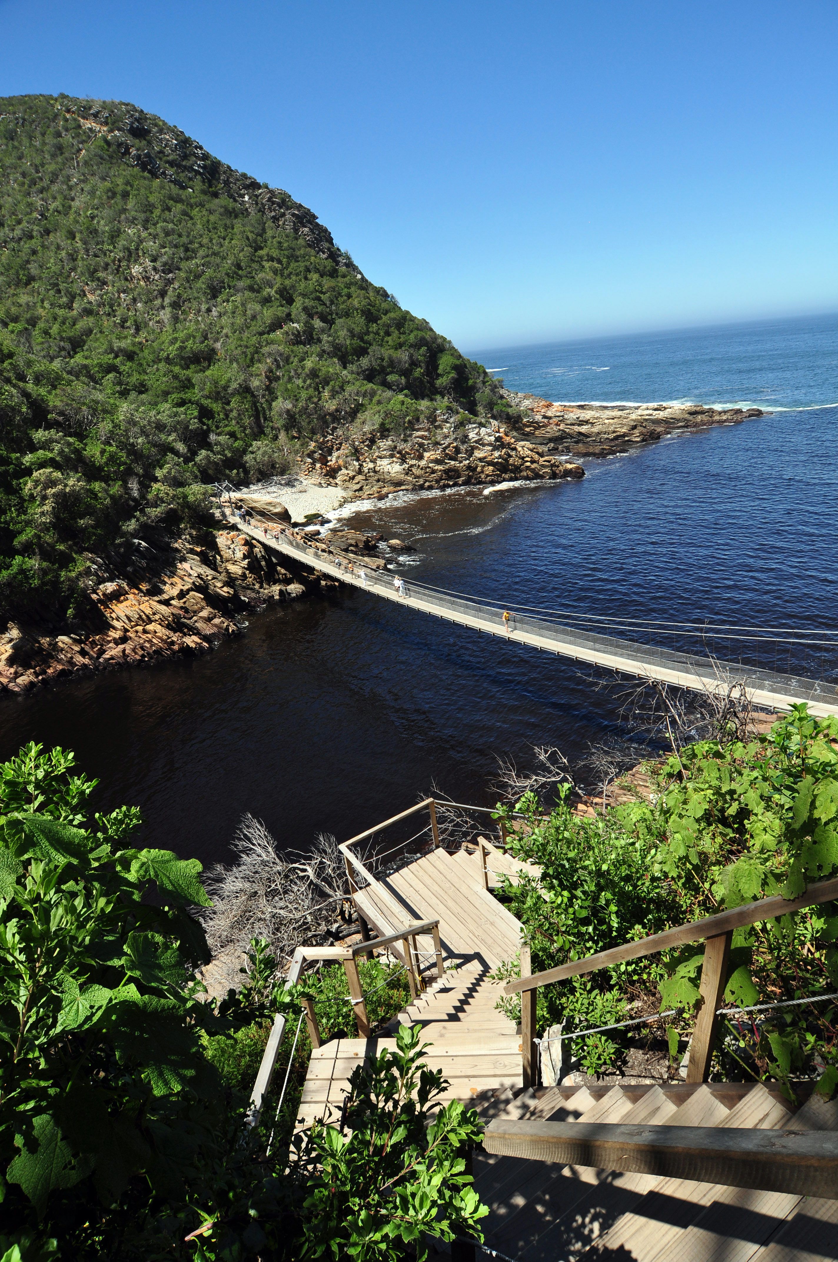 https://mdw-travel-data-us-east-1.s3.amazonaws.com/img/country/South-Africa/Tsitsikamma-National-Park/img_01.jpg