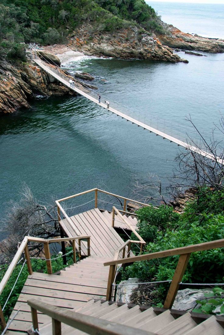 https://mdw-travel-data-us-east-1.s3.amazonaws.com/img/country/South-Africa/Tsitsikamma-National-Park/img_02.jpg
