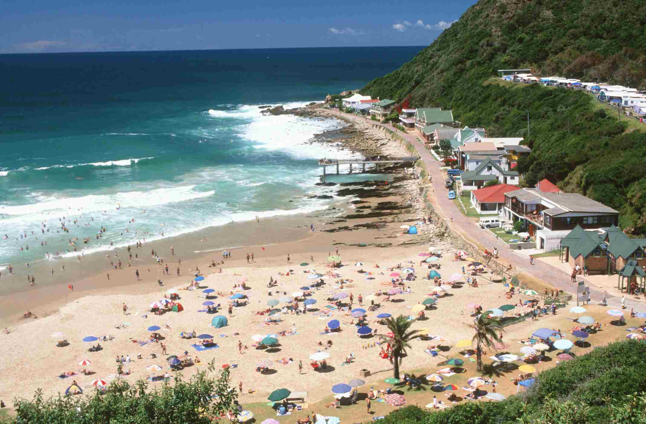 https://mdw-travel-data-us-east-1.s3.amazonaws.com/img/country/South-Africa/Victoria-Bay/img_00.jpg