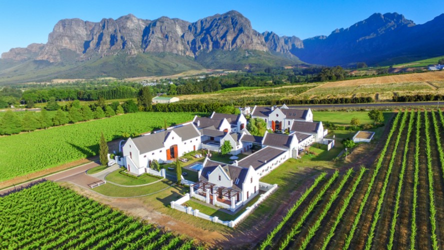 https://mdw-travel-data-us-east-1.s3.amazonaws.com/img/country/South-Africa/Vrede-en-Lust-Wine-Estate/img_00.jpg