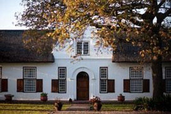 https://mdw-travel-data-us-east-1.s3.amazonaws.com/img/country/South-Africa/Vredenheim-Estate/img_02.jpg