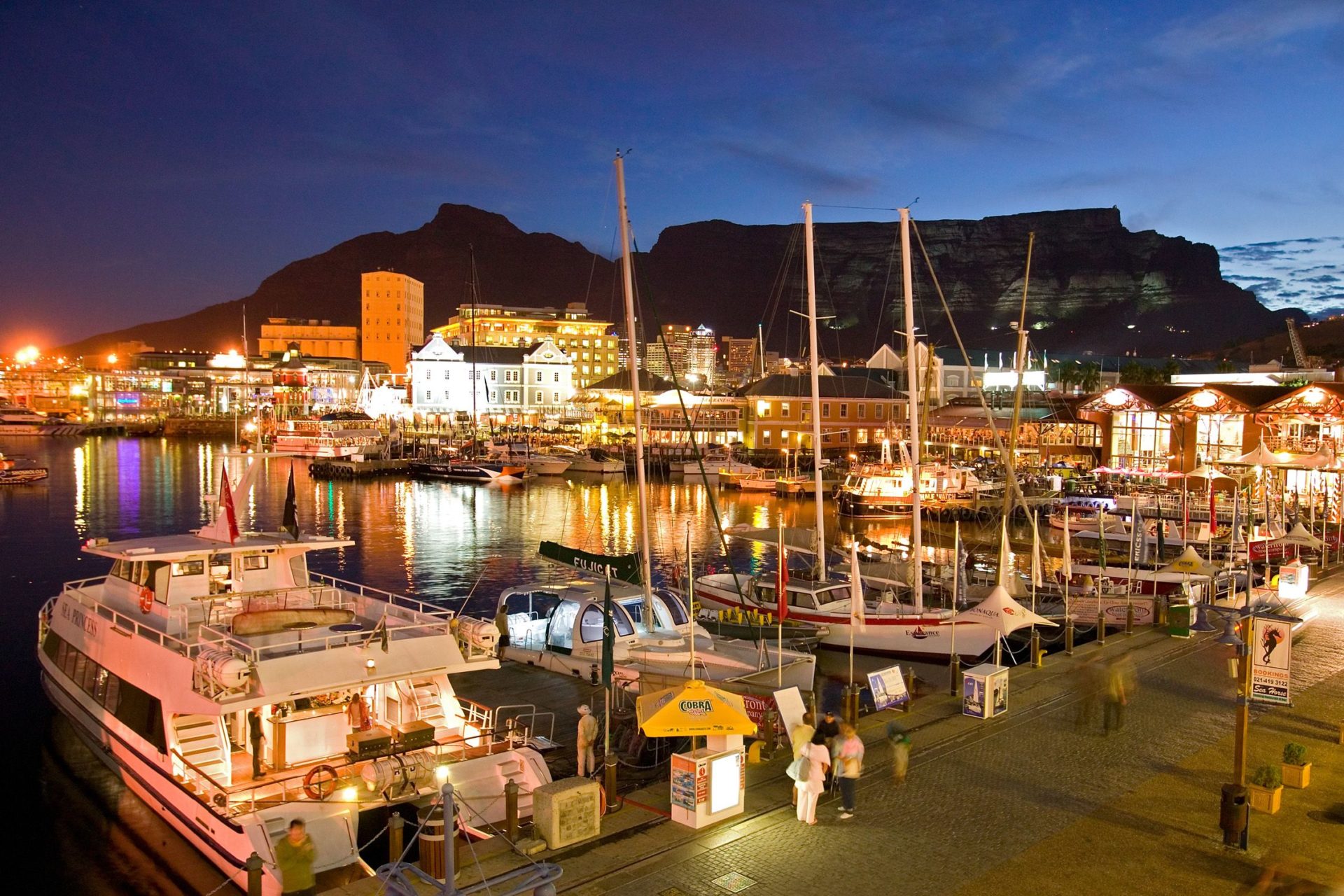 https://mdw-travel-data-us-east-1.s3.amazonaws.com/img/country/South-Africa/Waterfront-Guesthouse/img_00.jpg