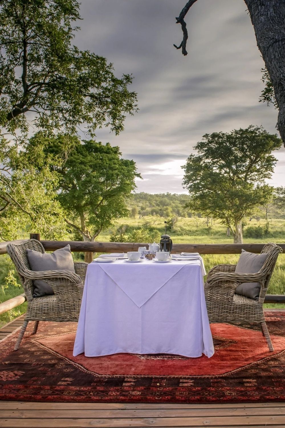 https://mdw-travel-data-us-east-1.s3.amazonaws.com/img/country/South-Africa/Wegbreek-at-Bass-Lodge/img_02.jpg