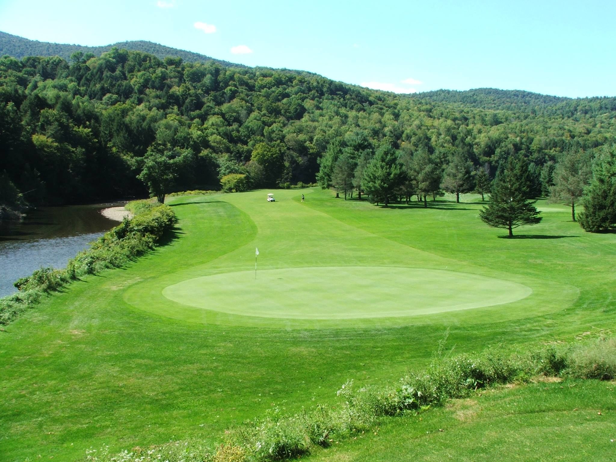 https://mdw-travel-data-us-east-1.s3.amazonaws.com/img/country/South-Africa/White-River-Golf-Club/img_02.jpg