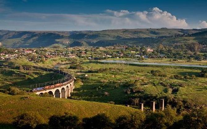 https://mdw-travel-data-us-east-1.s3.amazonaws.com/img/country/South-Africa/eMalahleni-Nature-Reserve/img_02.jpg