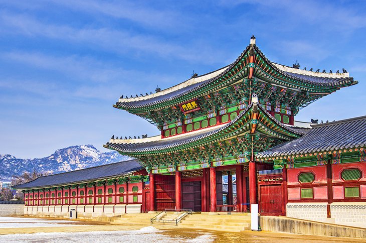 https://mdw-travel-data-us-east-1.s3.amazonaws.com/img/country/South-Korea/63-SQUARE/img_02.jpg